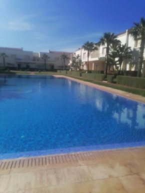 Savannah Beach Sidi Rahal -, appartement avec accés direct à la plage et piscine